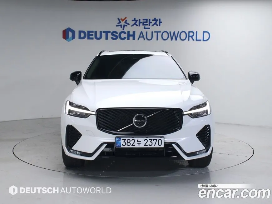 Volvo XC60 2026 из KR, фото 2
