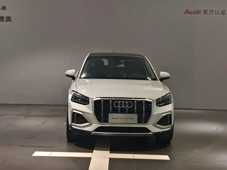 Audi Q2L 2025 из CN, фото 3