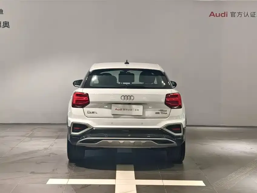 Audi Q2L 2025 из CN, фото 6