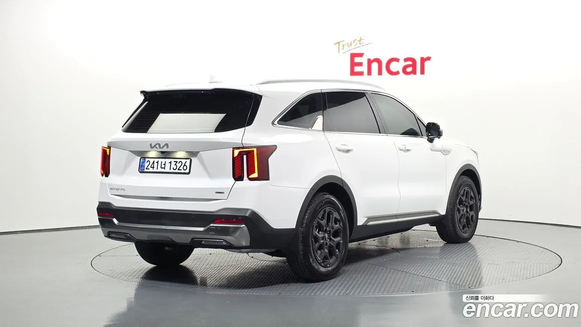 Kia Sorento — фото 4