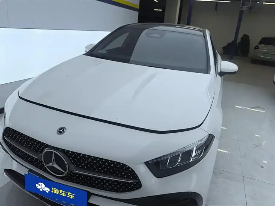 Mercedes-Benz A-Class 2023 из CN, фото 4