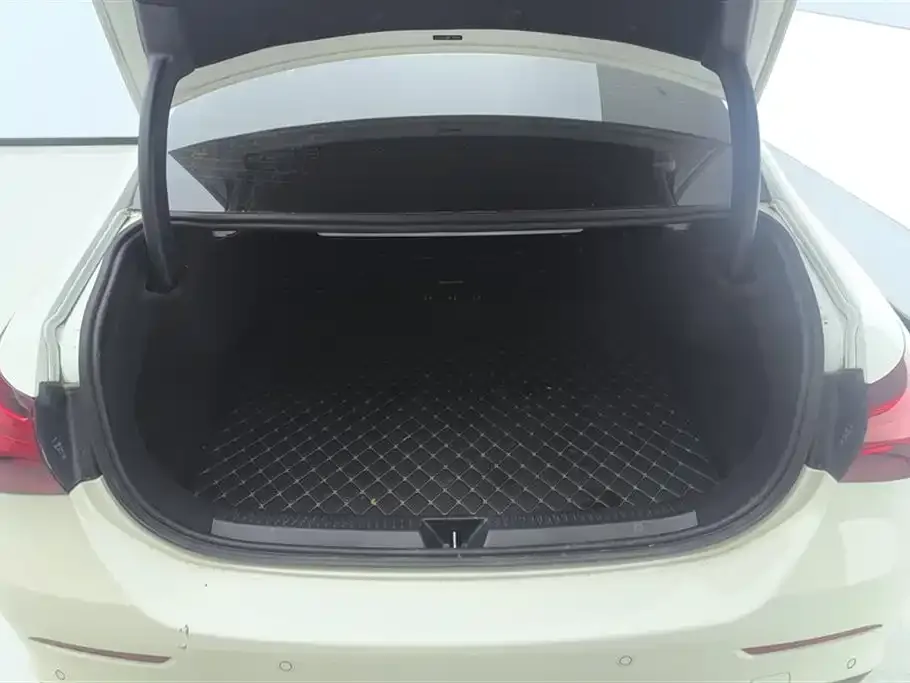 Mercedes-Benz A-Class 2023 из CN, фото 2