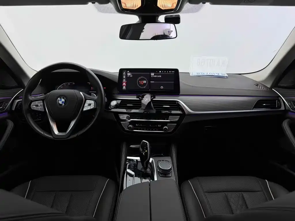 BMW 5 Series — фото 2