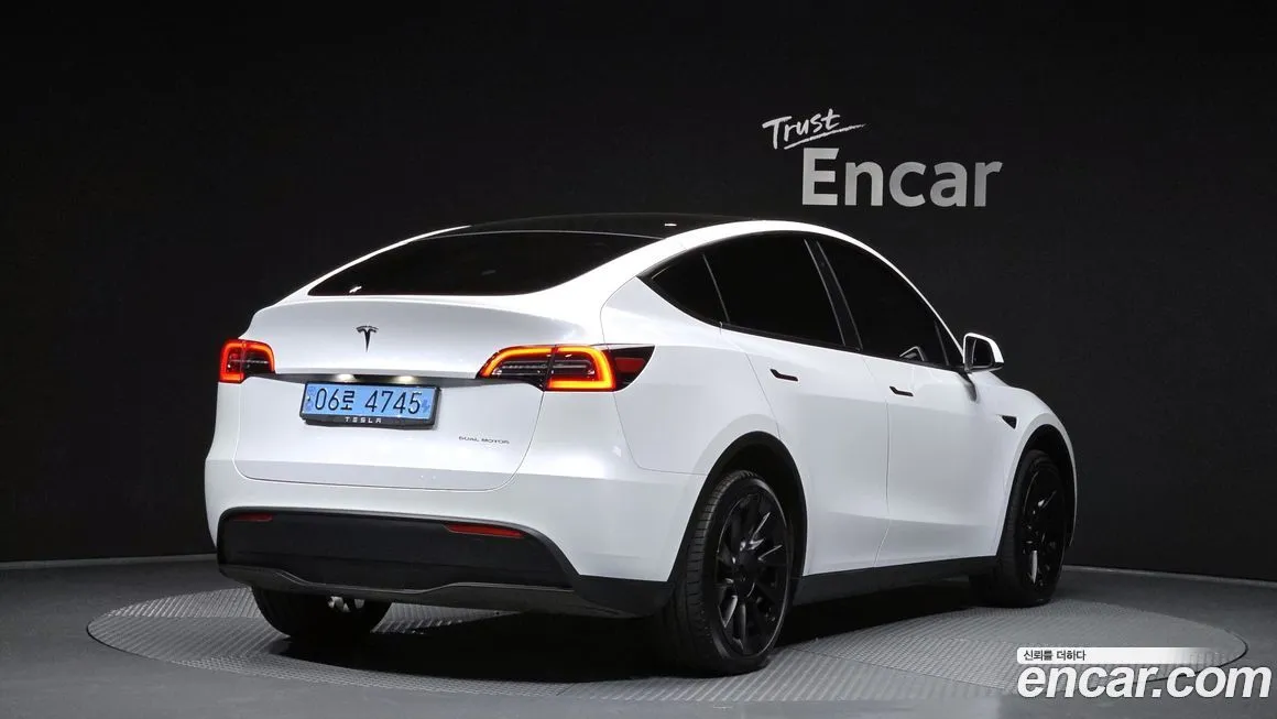 Tesla Model Y 2023 из KR, фото 6