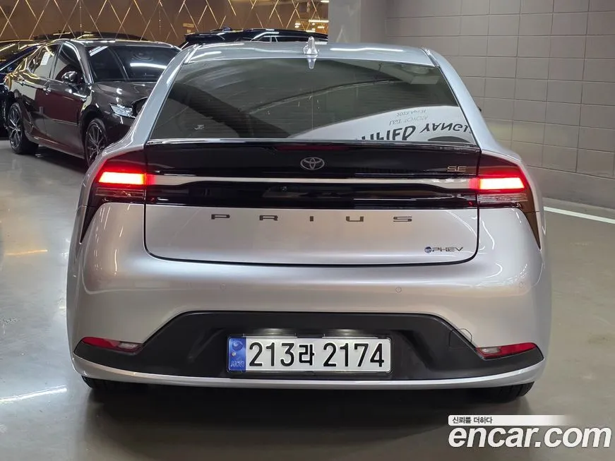 Toyota Prius 2024 из KR, фото 4