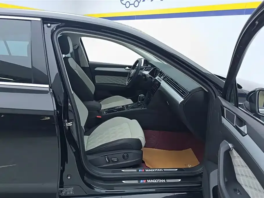 Volkswagen Magotan 2024 из CN, фото 6