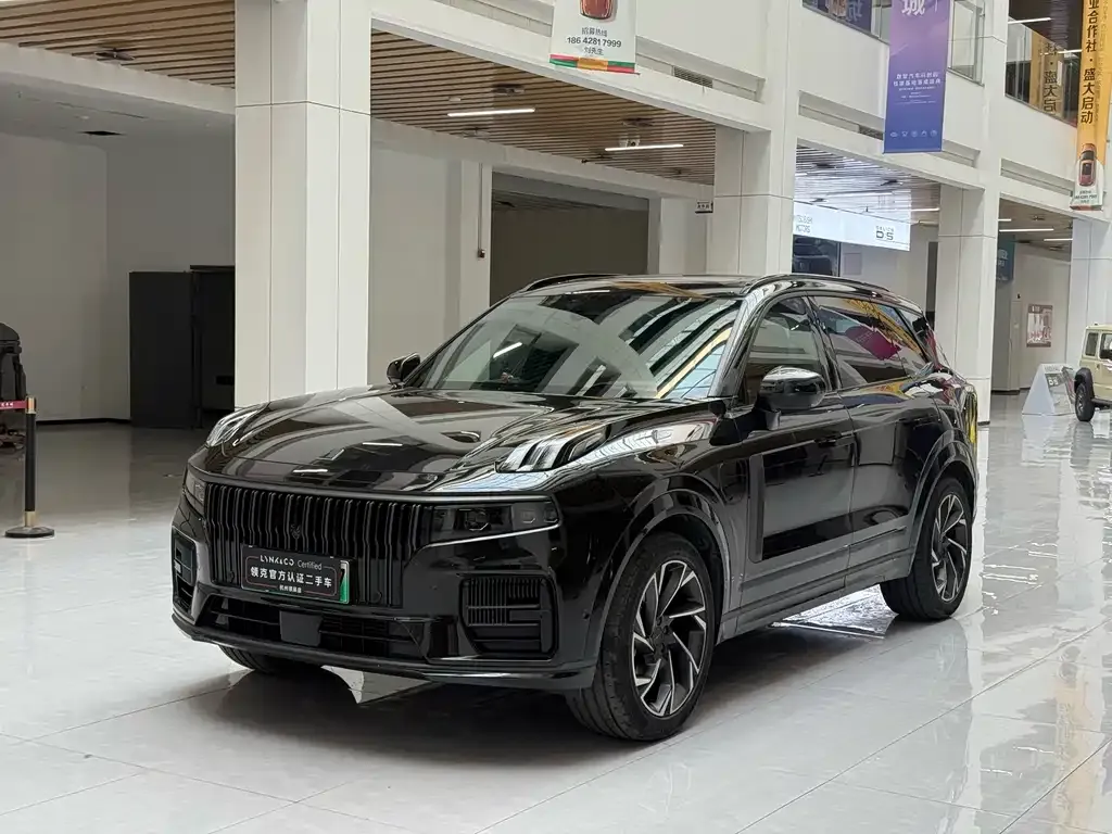 Lynk & Co 09 PHEV