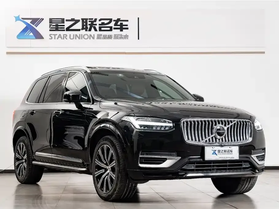 Volvo XC90 — фото 7