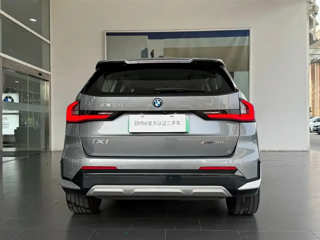 BMW iX1 2023 из CN, фото 6