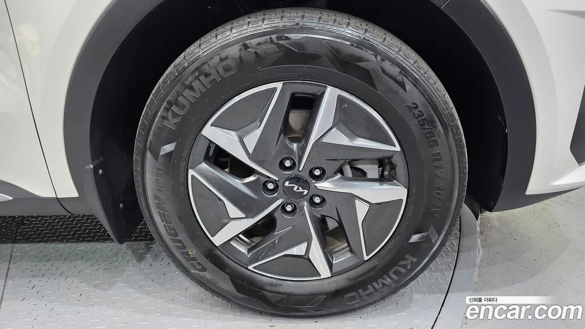 Kia Sorento — фото 8