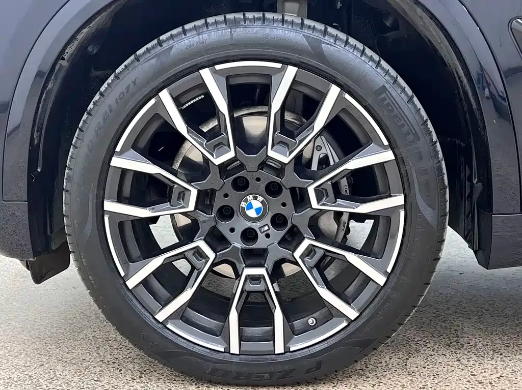 BMW X5 — фото 9