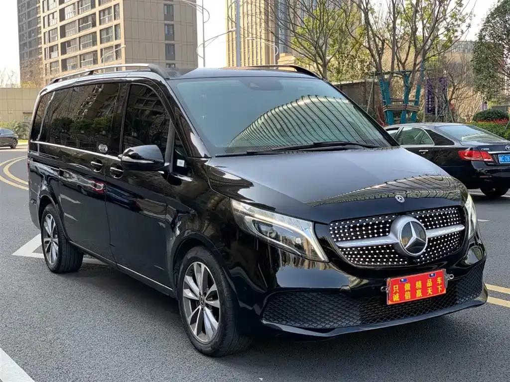 Mercedes-Benz V-Class — фото 5