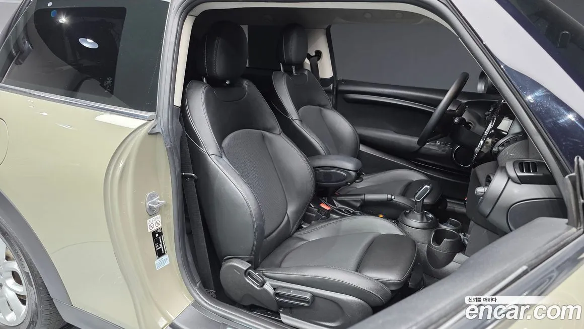 Mini Cooper 2021 из KR, фото 7