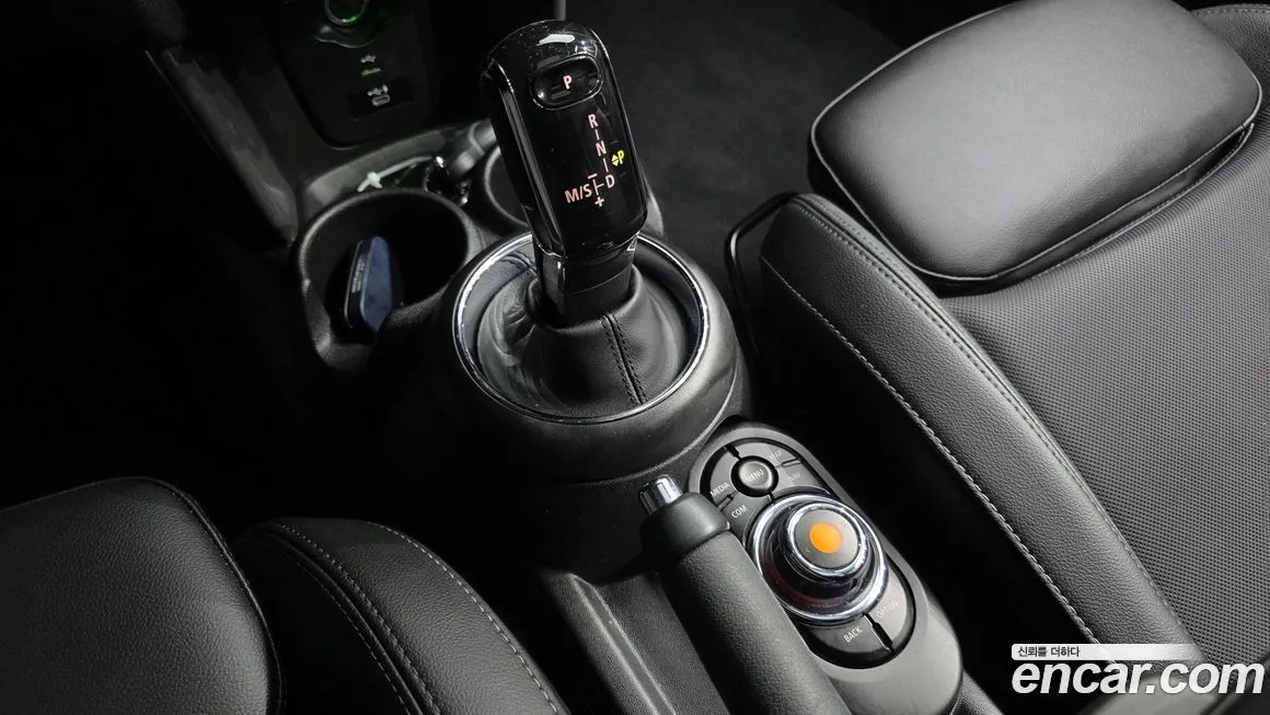 Mini Cooper 2021 из KR, фото 10