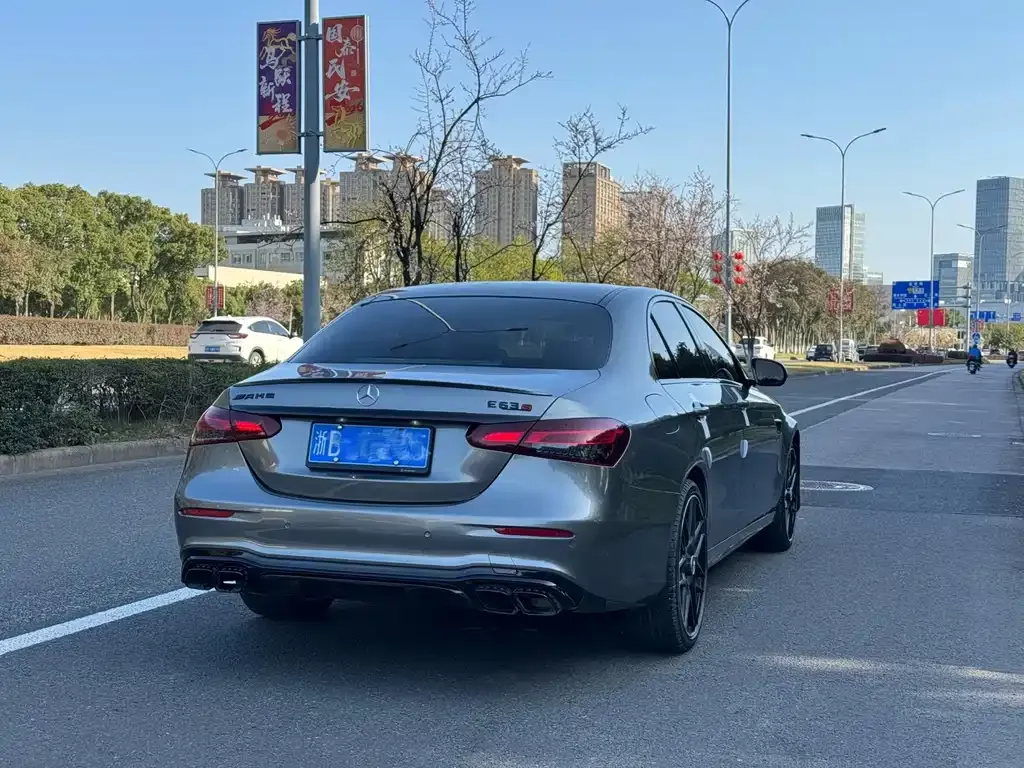 Mercedes-Benz E-Class (Import) — фото 4
