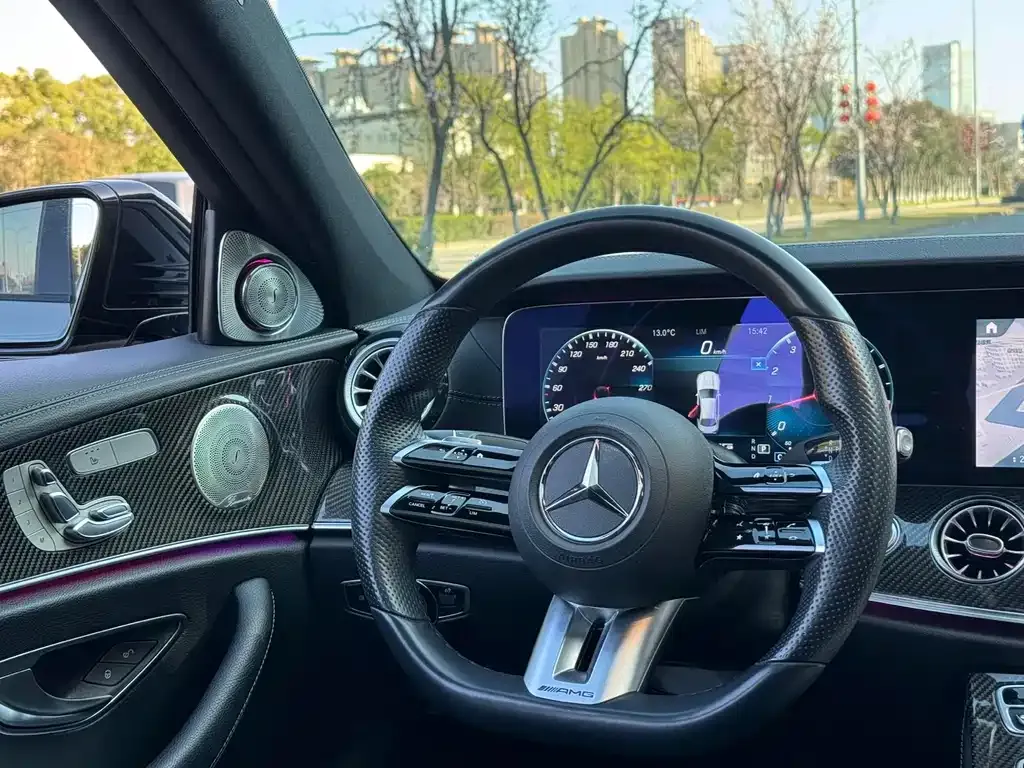 Mercedes-Benz E-Class (Import) — фото 2
