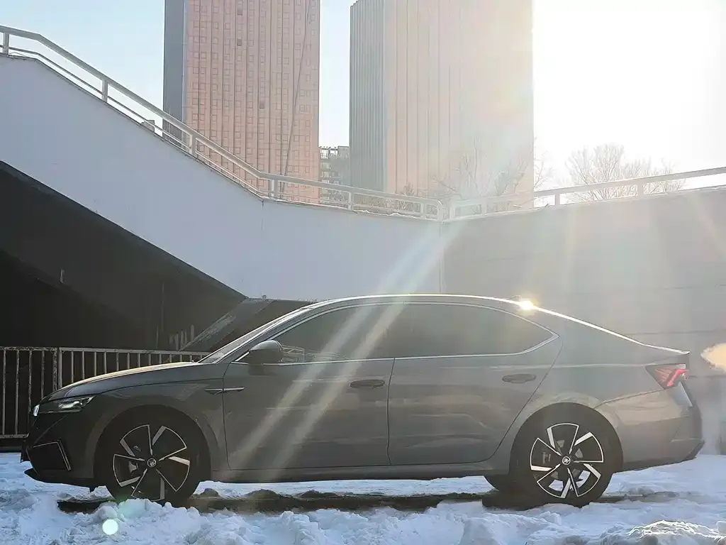 Skoda Octavia 2022 из CN, фото 9