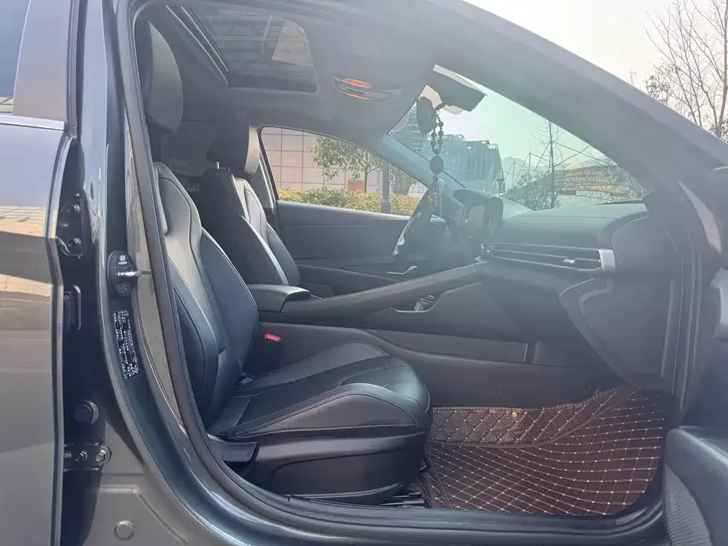 Hyundai Elantra 2024 из CN, фото 6