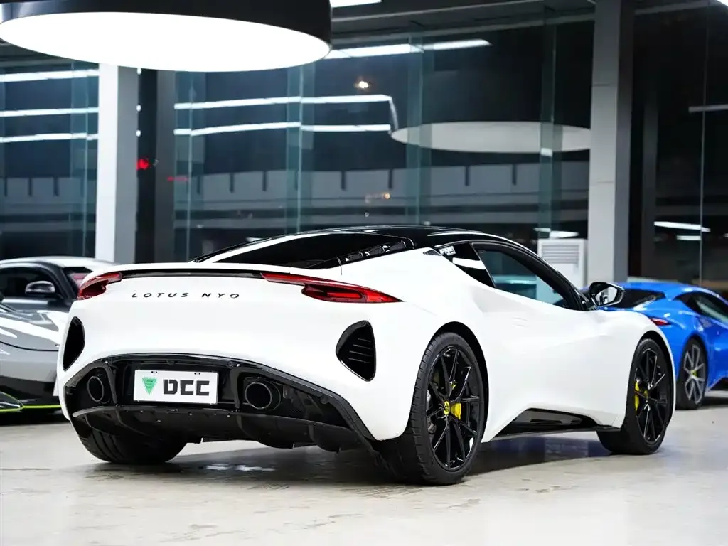 Lotus Emira 2024 из CN, фото 7