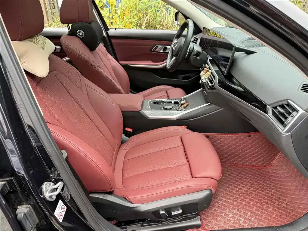 BMW 3 Series 2024 из CN, фото 9