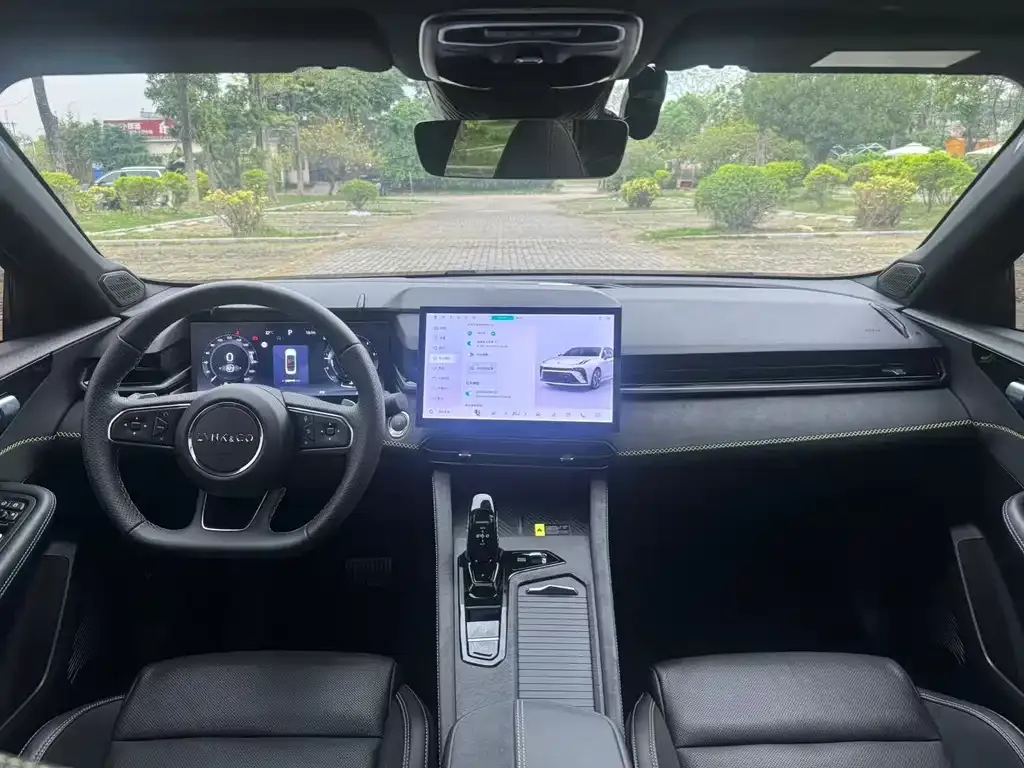 Lynk & Co 03 2024 из CN, фото 3