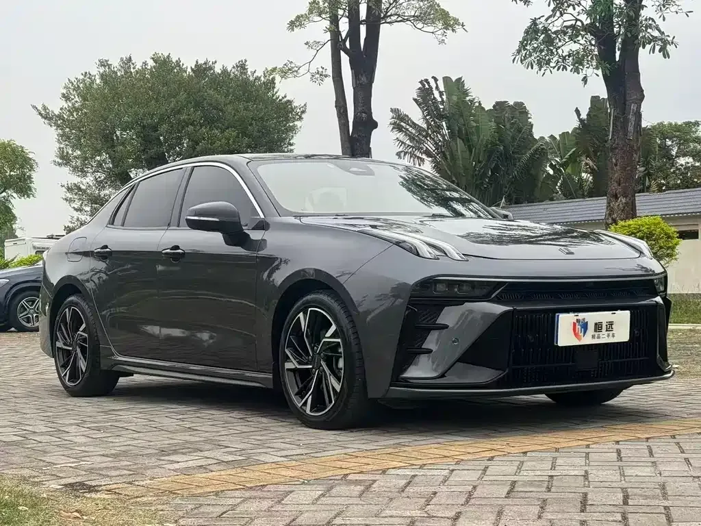 Lynk & Co 03 2024 из CN, фото 8