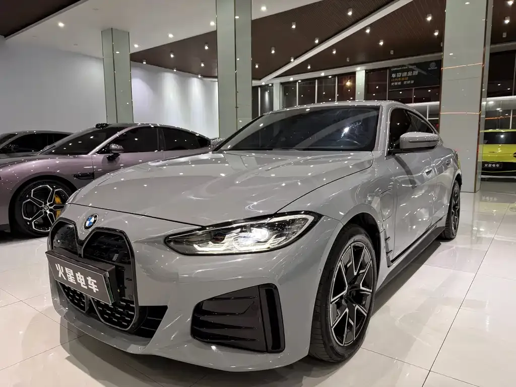 BMW i4 2024 из CN, фото 1