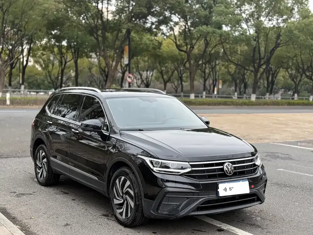 Volkswagen Tiguan L 2025 из CN, фото 9