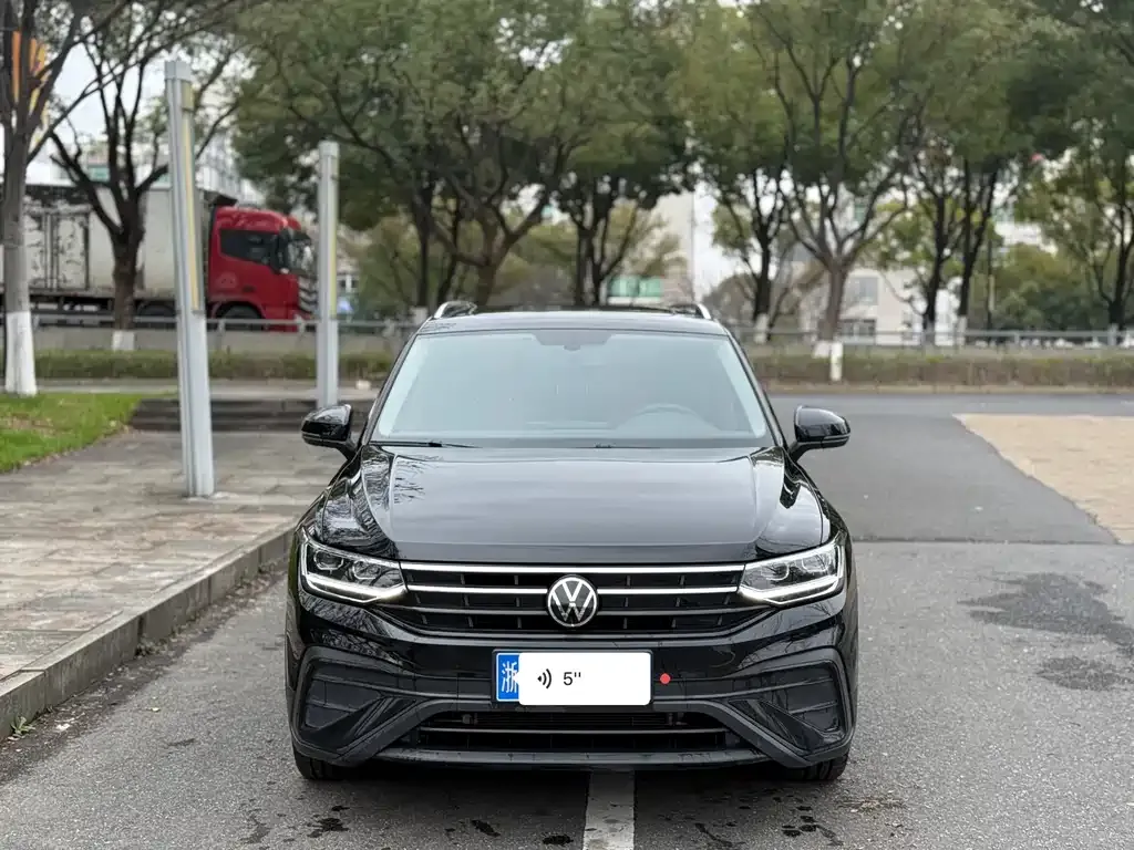 Volkswagen Tiguan L 2025 из CN, фото 10