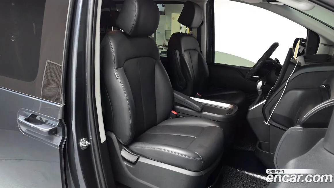 Hyundai Staria 2024 из KR, фото 9