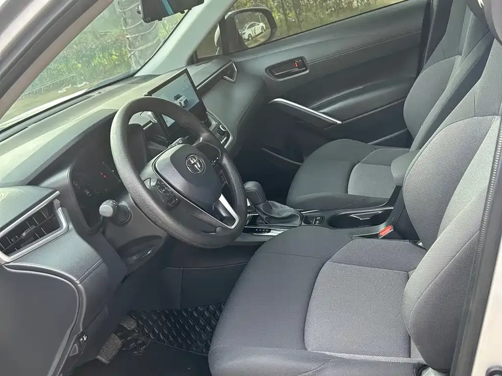 Toyota Frontlander 2024 из CN, фото 7
