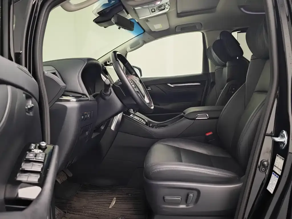 Toyota Vellfire 2022 из CN, фото 5