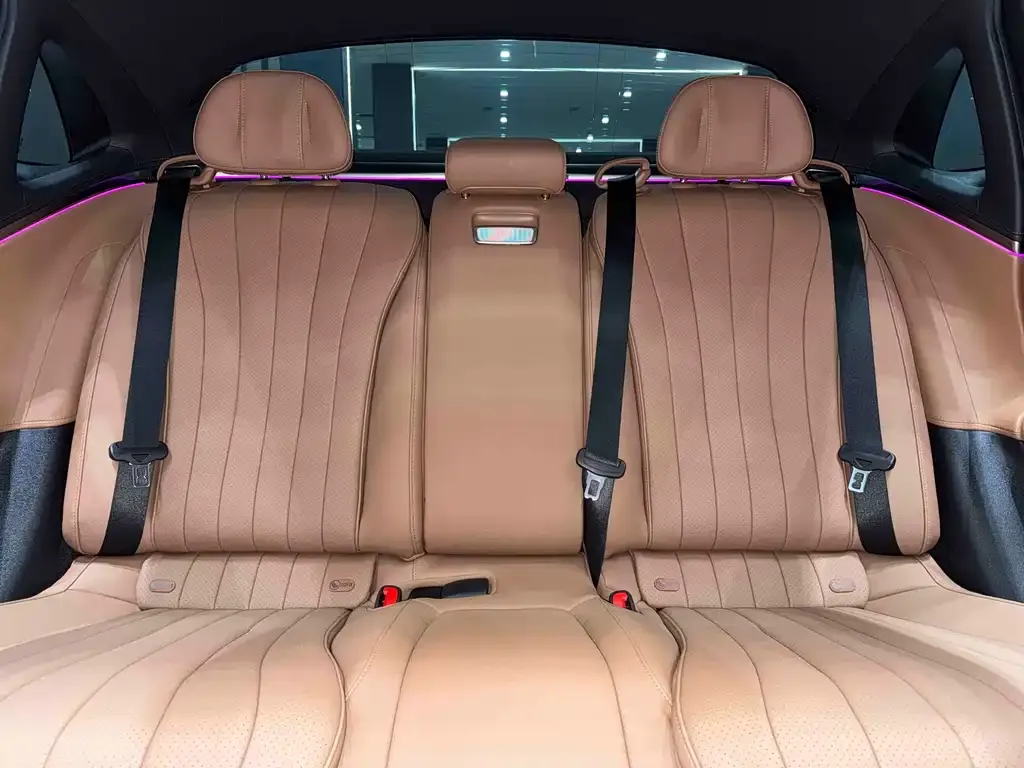 Mercedes-Benz E-Class 2025 из CN, фото 4