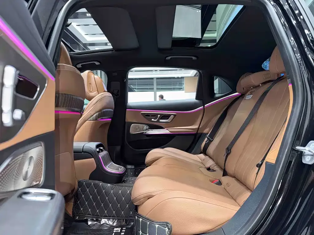 Mercedes-Benz E-Class 2025 из CN, фото 3