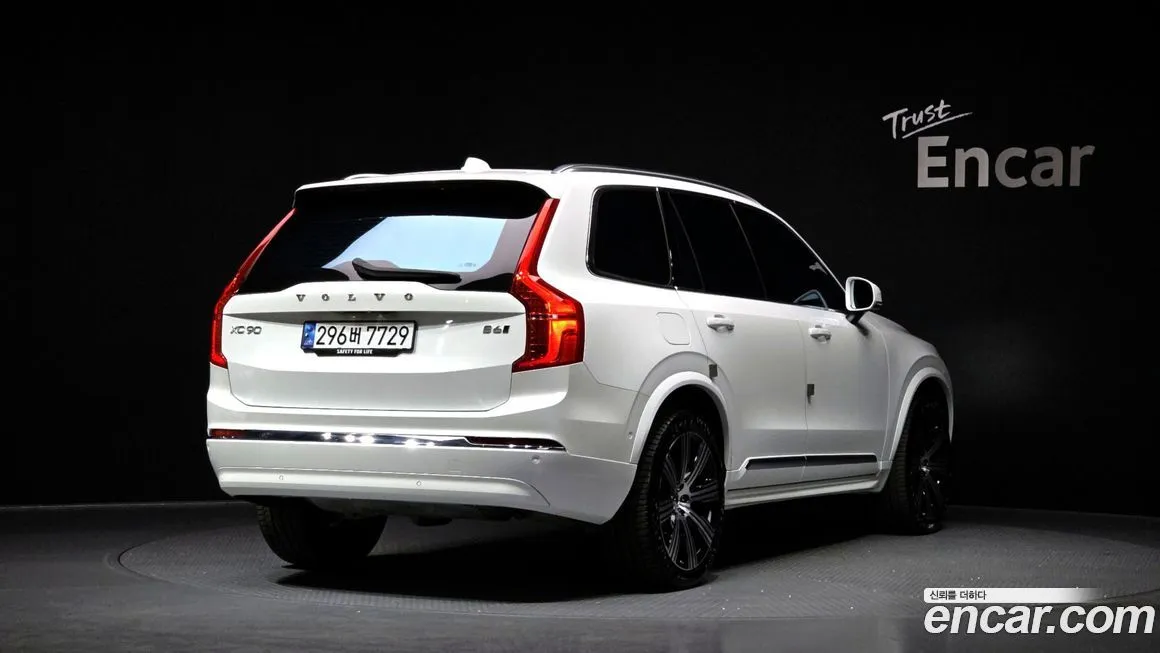 Volvo XC90 — фото 2
