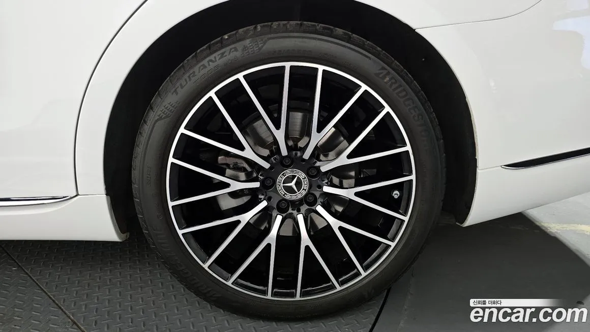 Mercedes-Benz S-Class 2024 из KR, фото 3