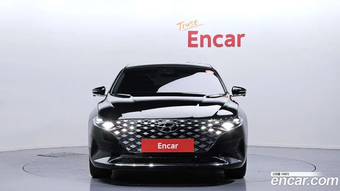 Hyundai Grandeur 2022 из KR, фото 2