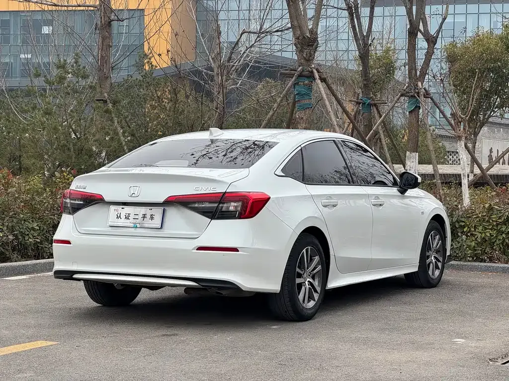 Honda Civic — фото 6