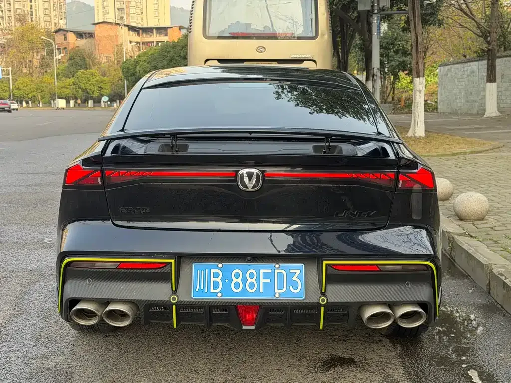 Changan UNI-V 2023 из CN, фото 5