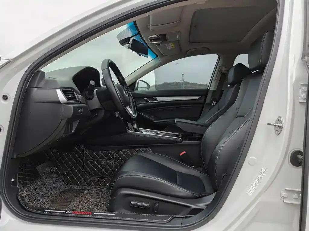 Honda Accord 2021 из CN, фото 8