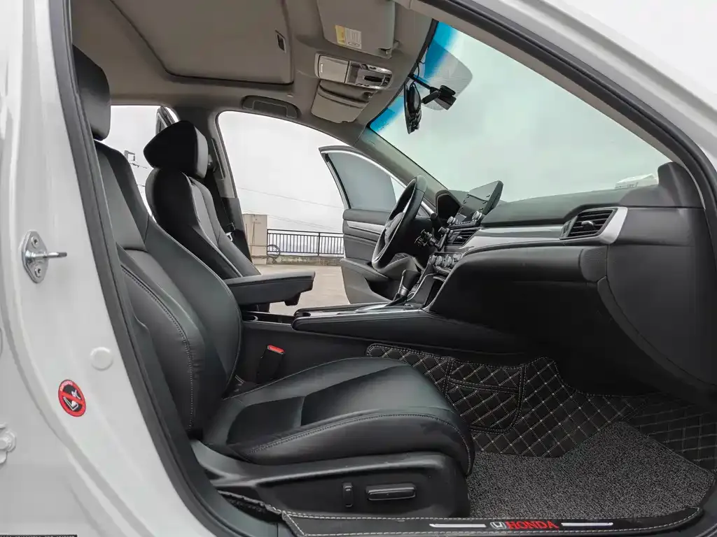 Honda Accord 2021 из CN, фото 7