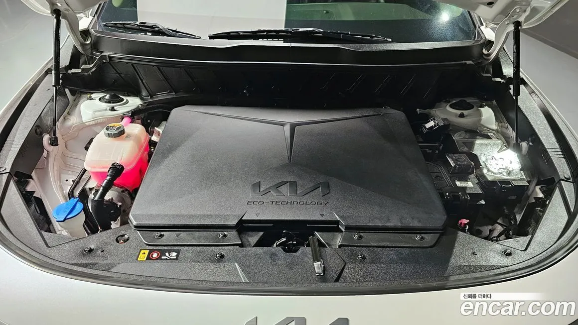 Kia Niro 2023 из KR, фото 6