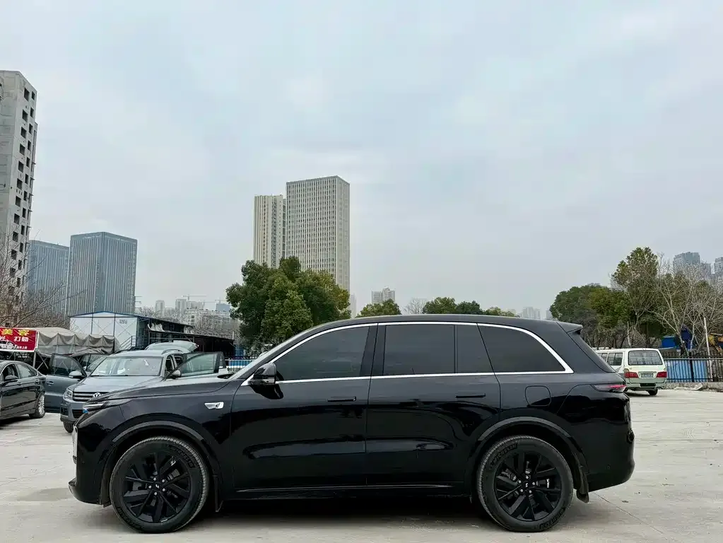 Li Auto L8 2024 из CN, фото 4