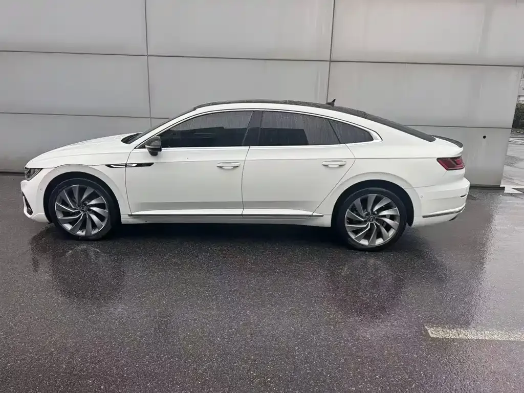 Volkswagen CC 2021 из CN, фото 2