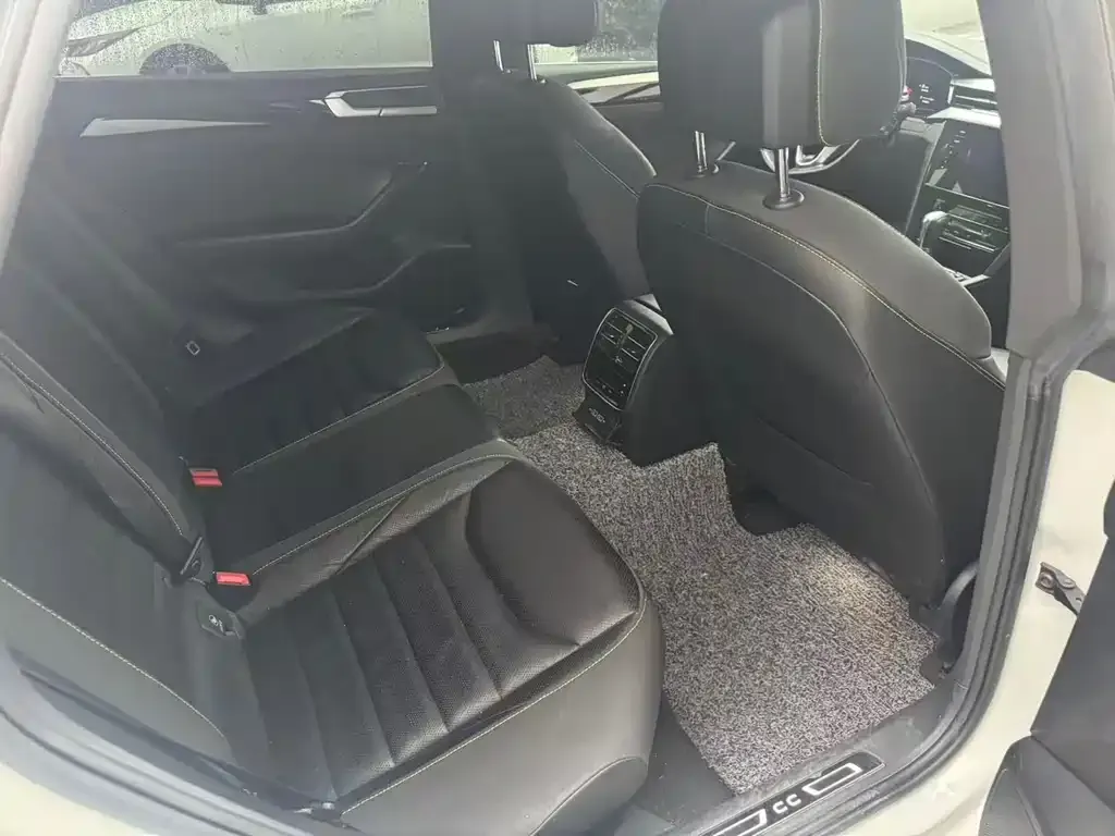 Volkswagen CC 2021 из CN, фото 6