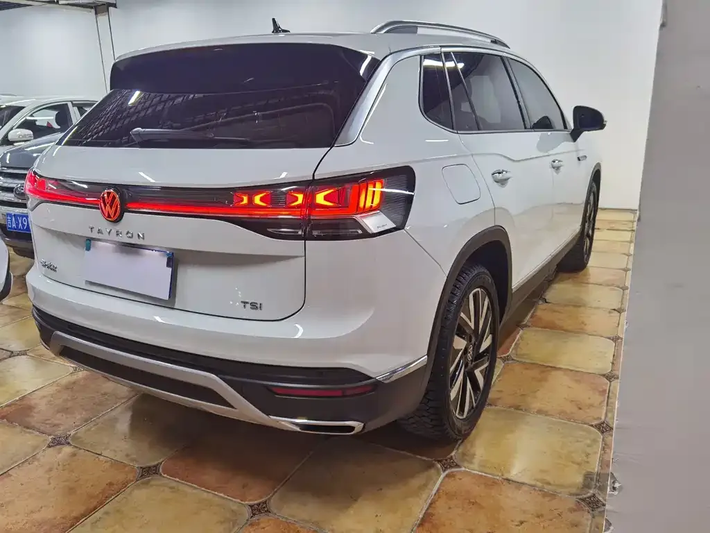 Volkswagen Tayron 2023 из CN, фото 6