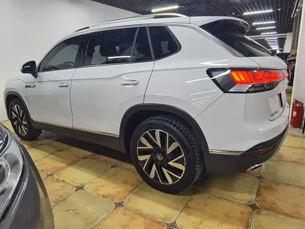 Volkswagen Tayron 2023 из CN, фото 5
