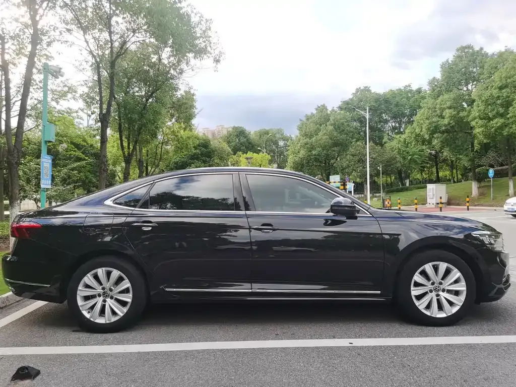 Volkswagen Passat 2021 из CN, фото 5