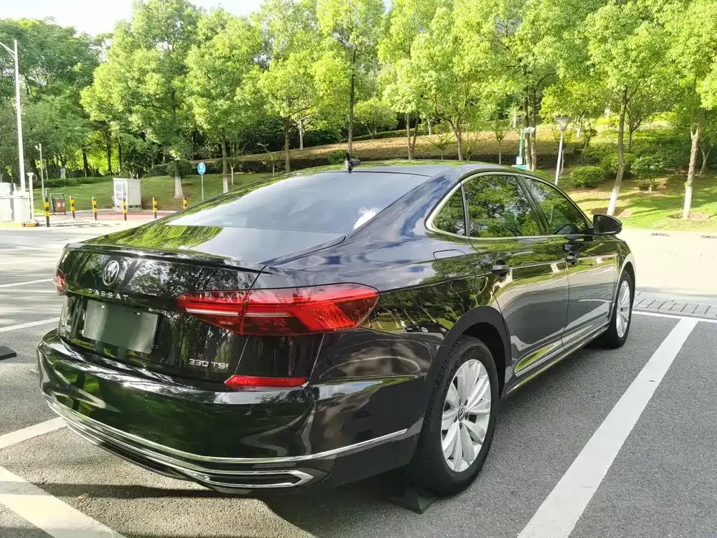 Volkswagen Passat 2021 из CN, фото 9