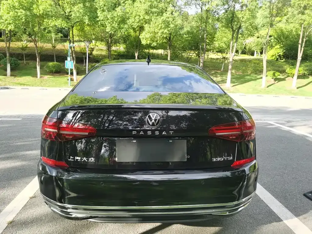 Volkswagen Passat 2021 из CN, фото 7